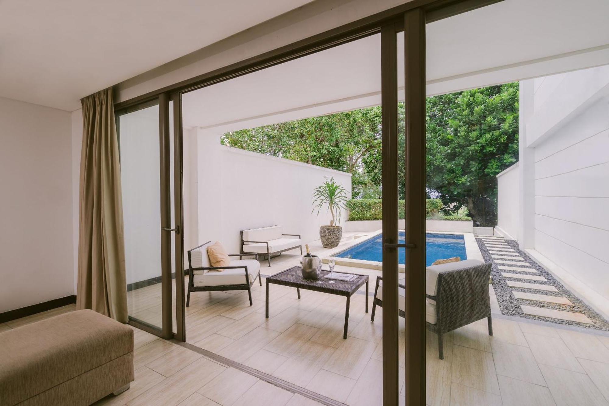 Lv8 Resort Hotel Canggu  Exterior photo